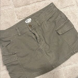 Billabong Green Mini Skirt with Pockets